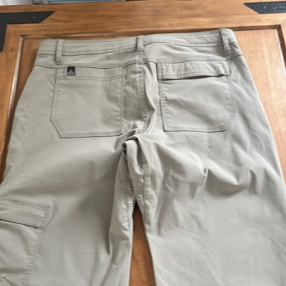 Prana these cargo